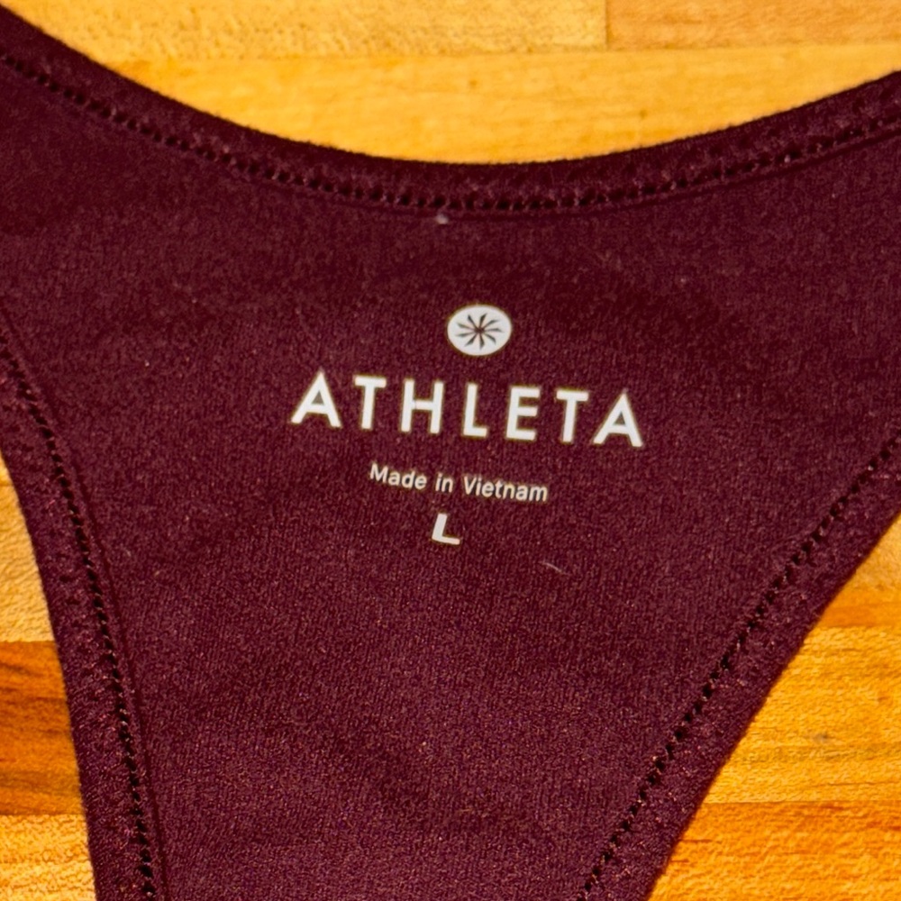 Athleta Inversion Tank 2.0 Large - Picture 4 of 5